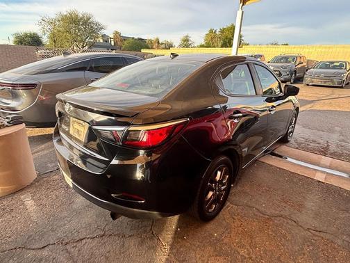 2019 Toyota Yaris Sedan L