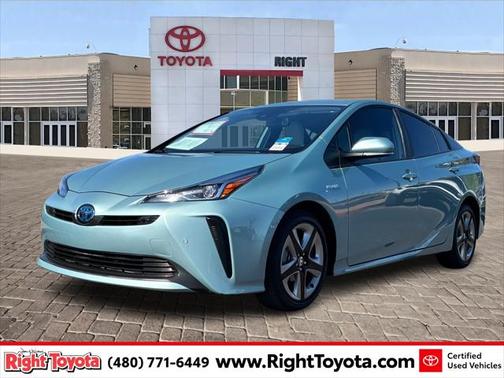 2021 Toyota Prius XLE