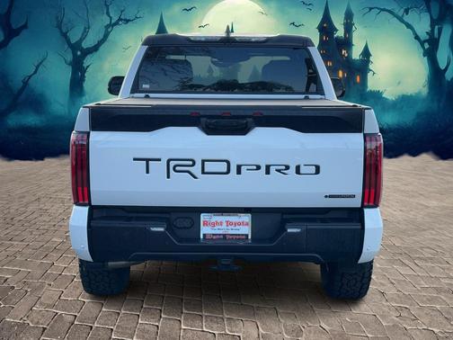 2025 Toyota Tundra Hybrid TRD Pro