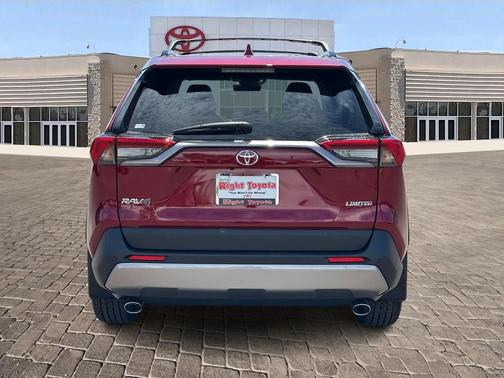 2025 Toyota RAV4 Limited