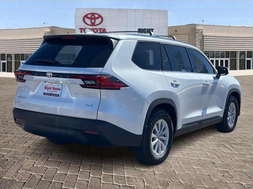 2026 Toyota Grand Highlander Hybrid XLE