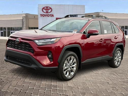 2025 Toyota RAV4 XLE Premium