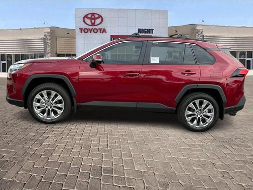 2025 Toyota RAV4 XLE Premium