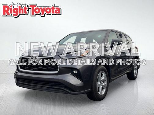 2025 Toyota Highlander LE