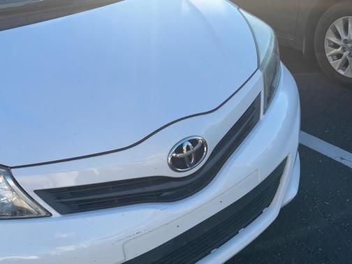 2014 Toyota Yaris LE