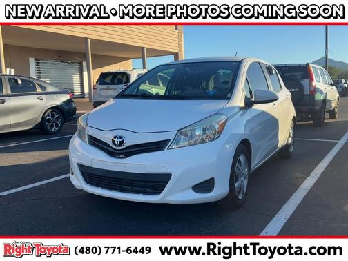 2014 Toyota Yaris LE