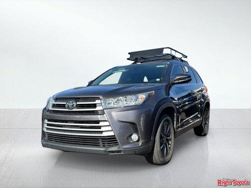 Predawn Gray Mica 2019 Toyota Highlander XLE