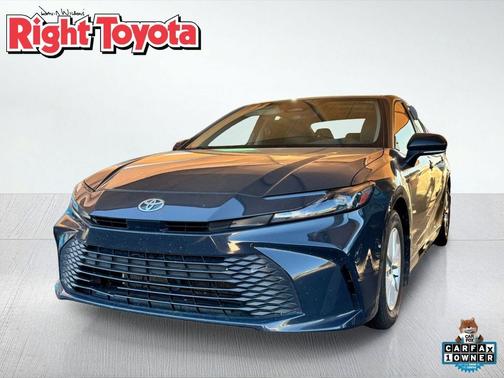 Underground 2025 Toyota Camry LE