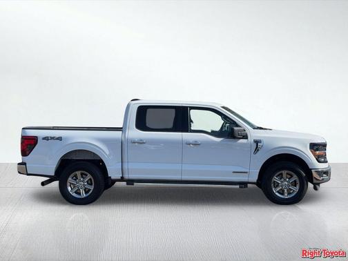 Oxford White 2024 Ford F-150 XLT