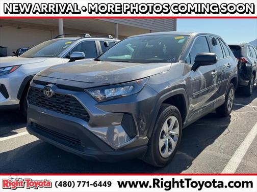 2022 Toyota RAV4 LE