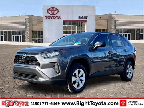 2022 Toyota RAV4 LE