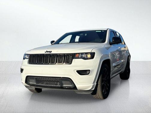 Bright White Clearcoat 2020 Jeep Grand Cherokee Altitude