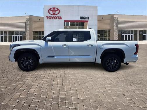 2025 Toyota Tundra Hybrid Platinum