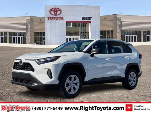 2025 Toyota RAV4 LE