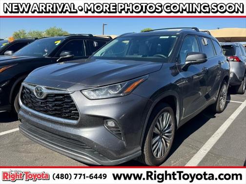 2024 Toyota Highlander Platinum