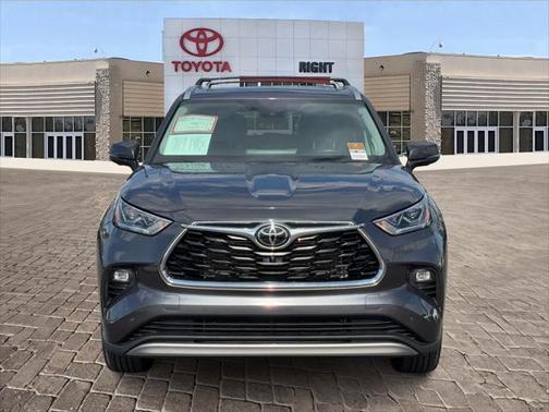 2024 Toyota Highlander Platinum