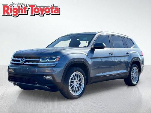 Pure White 2018 Volkswagen Atlas 3.6L SE