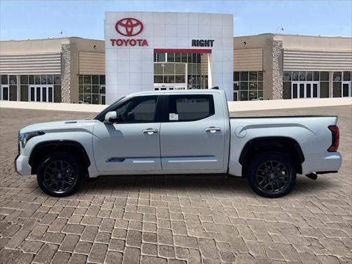2025 Toyota Tundra Hybrid Platinum