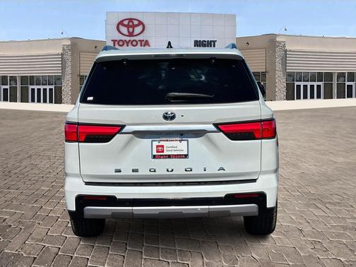 2024 Toyota Sequoia Capstone