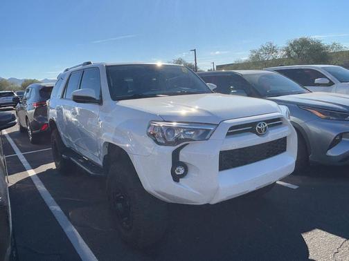 2022 Toyota 4Runner SR5