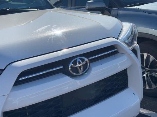 2022 Toyota 4Runner SR5