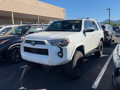 2022 Toyota 4Runner SR5