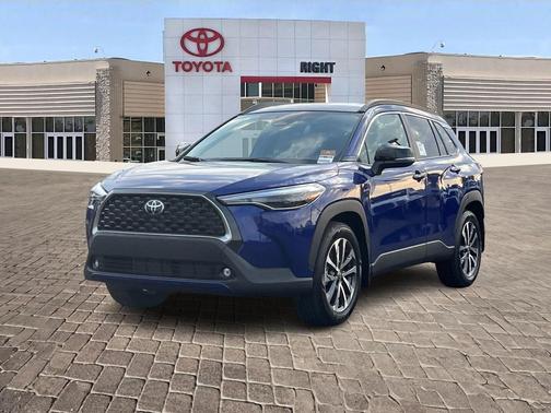 2025 Toyota Corolla Cross XLE