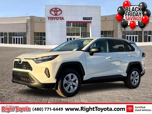 2025 Toyota RAV4 LE