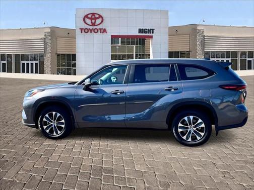 2024 Toyota Highlander XLE