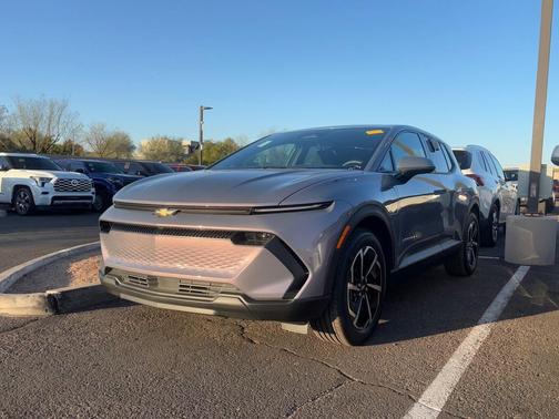2025 Chevrolet Equinox EV LT