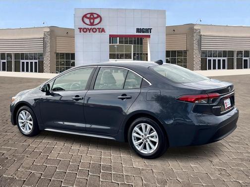 2025 Toyota Corolla Hybrid XLE