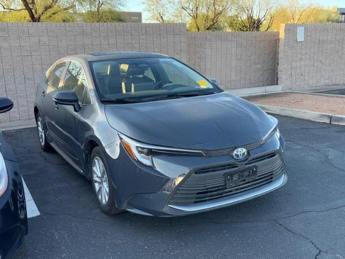 2025 Toyota Corolla Hybrid XLE