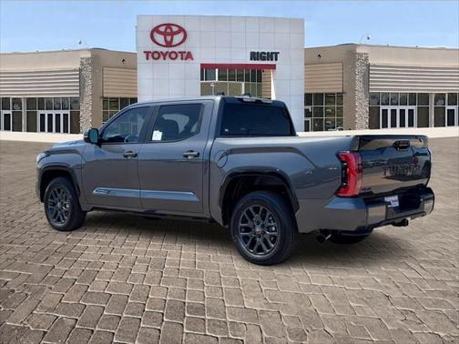 2025 Toyota Tundra Hybrid Platinum