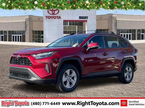 2022 Toyota RAV4 XLE