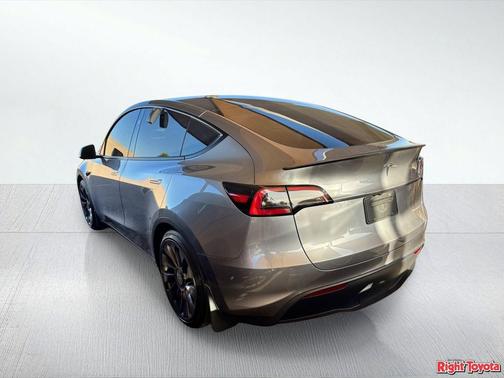 Stealth Grey 2025 Tesla Model Y Performance Dual Motor All-Wheel Drive