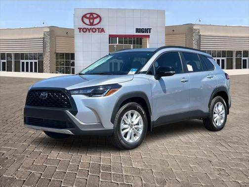 2025 Toyota Corolla Cross LE