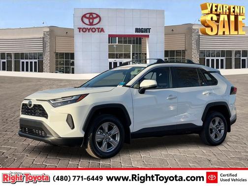 2024 Toyota RAV4 XLE