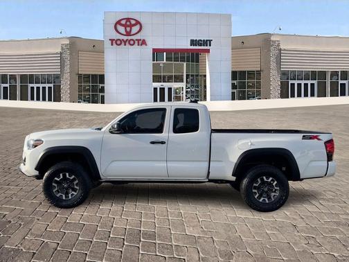 2021 Toyota Tacoma SR