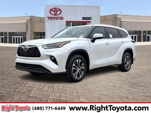 2026 Toyota Highlander XLE