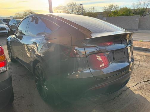 2022 Tesla Model Y Performance Dual Motor All-Wheel Drive