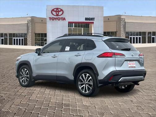 2025 Toyota Corolla Cross XLE