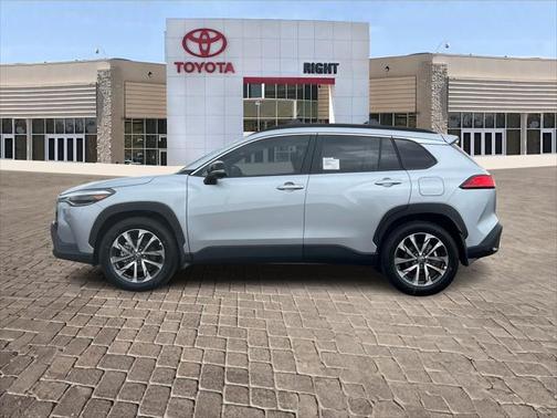 2025 Toyota Corolla Cross XLE