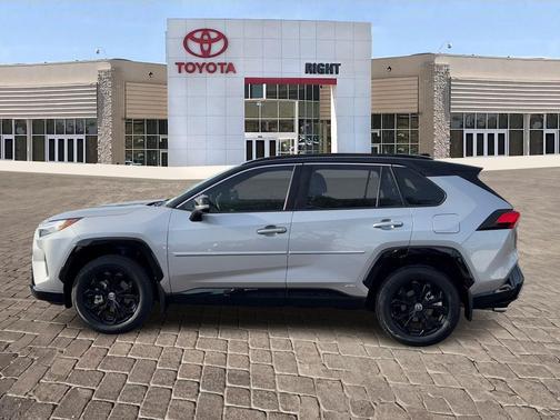 2024 Toyota RAV4 Hybrid SE