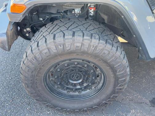 2022 Jeep Gladiator Mojave 4x4