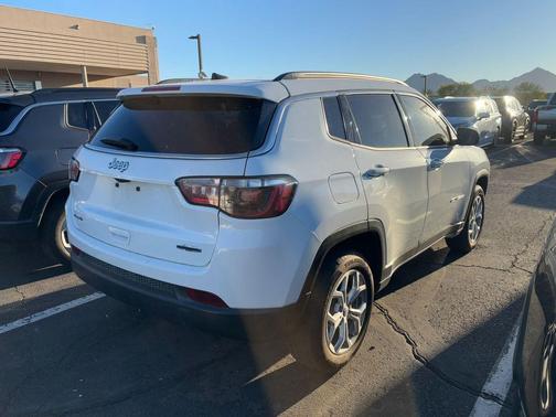 2024 Jeep Compass Latitude