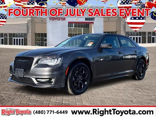 2021 Chrysler 300 Touring