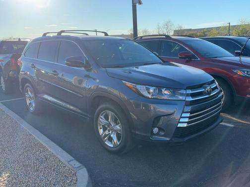 2017 Toyota Highlander Limited