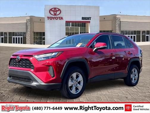 2022 Toyota RAV4 XLE