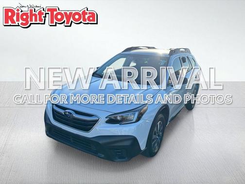 Crystal White Pearl 2020 Subaru Outback Base
