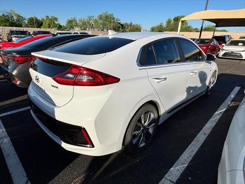 2017 Hyundai IONIQ Hybrid Limited